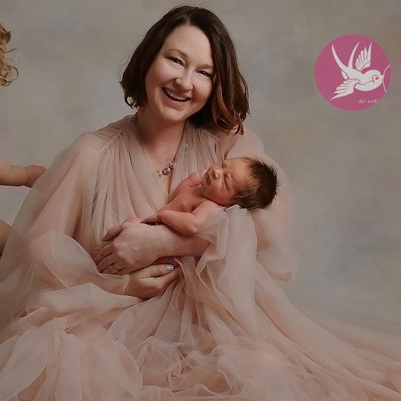 Meet your Posher, Gwynne - Picture 1 of 1